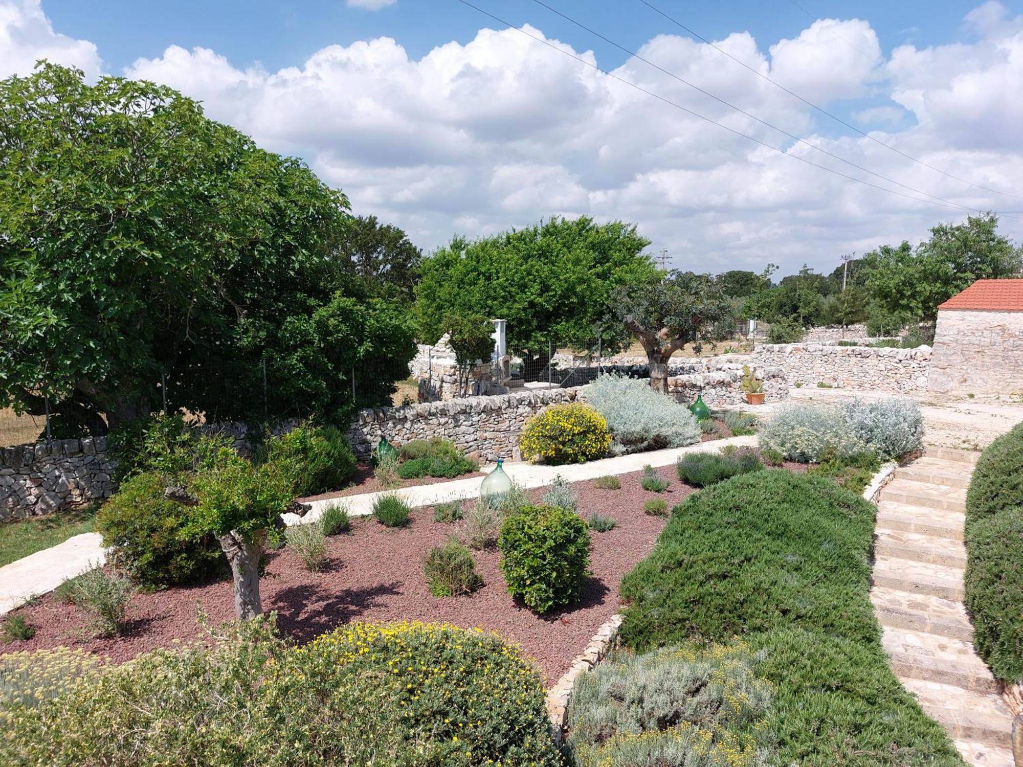 Trulli Don Diego Bed & Breakfast Noci Exterior photo
